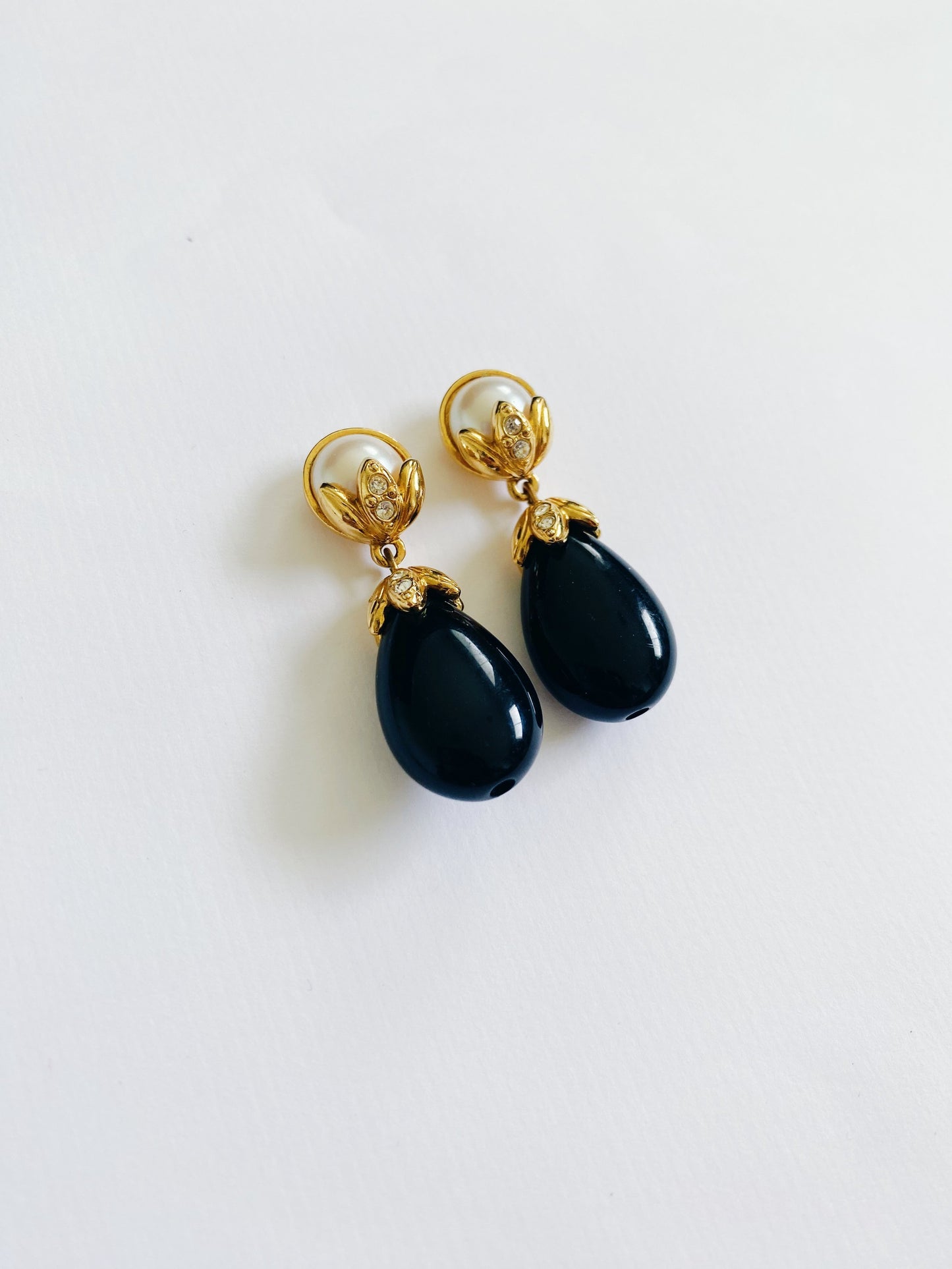 Vintage Avon Pearl Drop Earrings