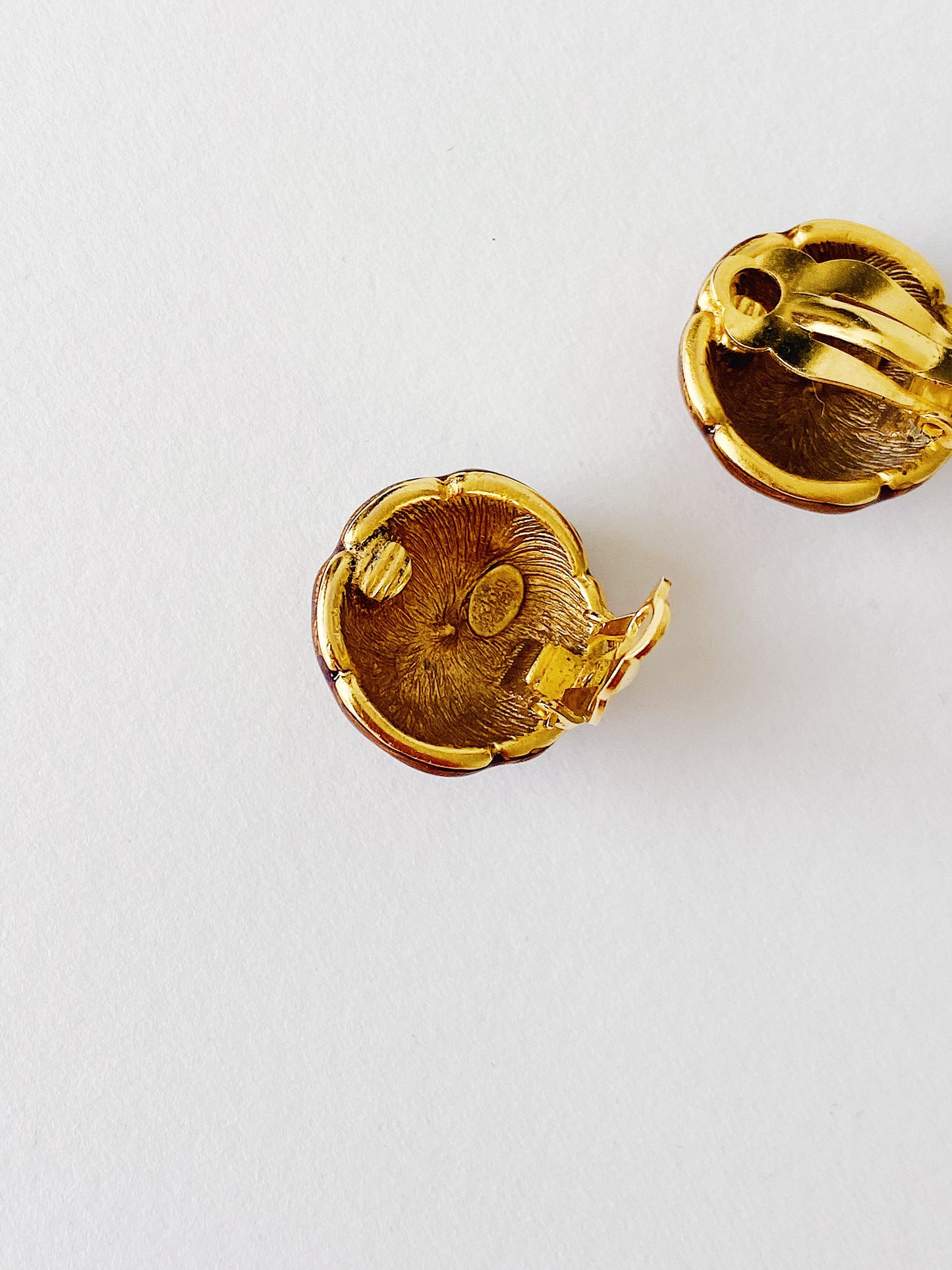 Vintage Joan Rivers Enamel Turtle Shell Clip-On Earrings