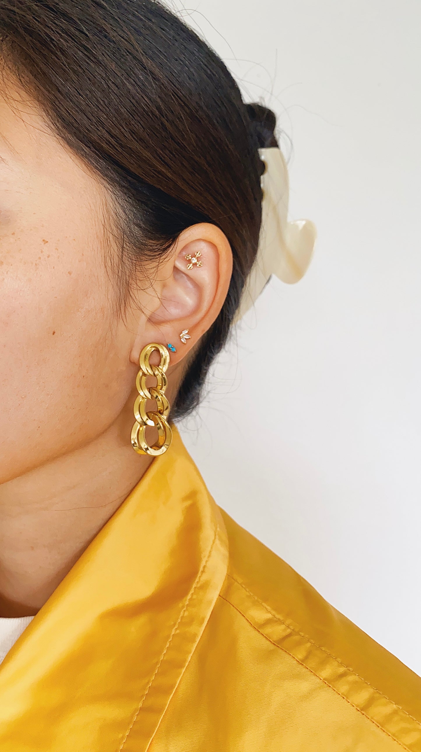 Vintage Monet Oval Double Link Chain Clip-On Earrings