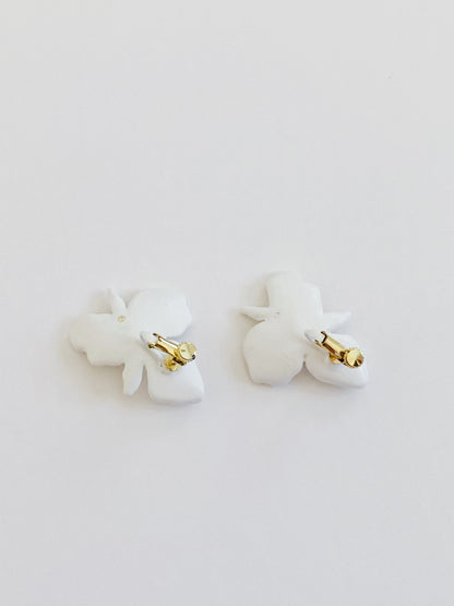 Vintage White Floral Clip Earrings