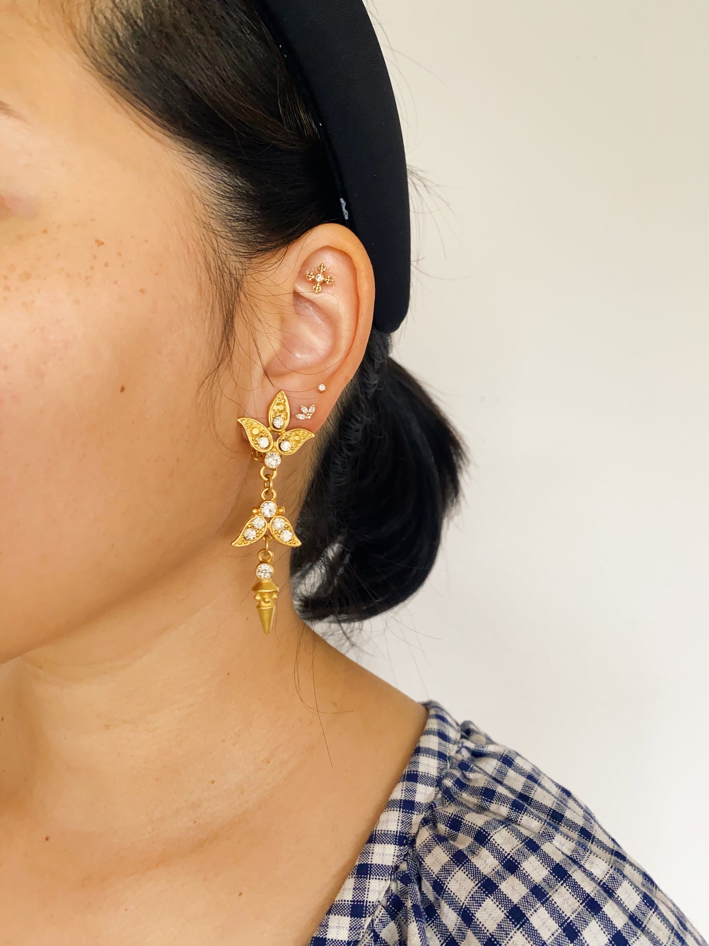 Vintage Gold Spike Dangle Clip-On Earrings with Rhinestone