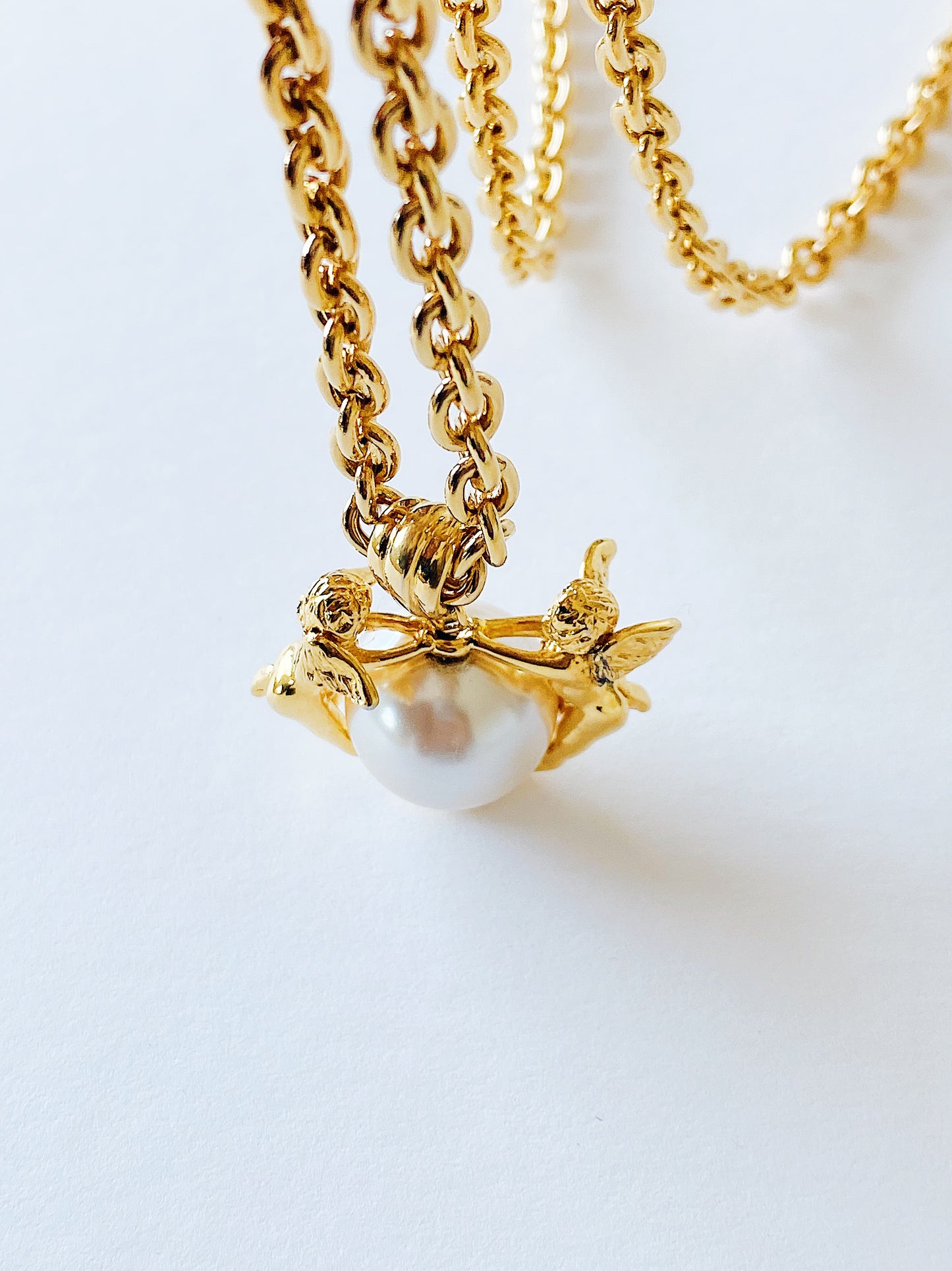 Vintage Cherub Spinning Pearl Pendant Necklace