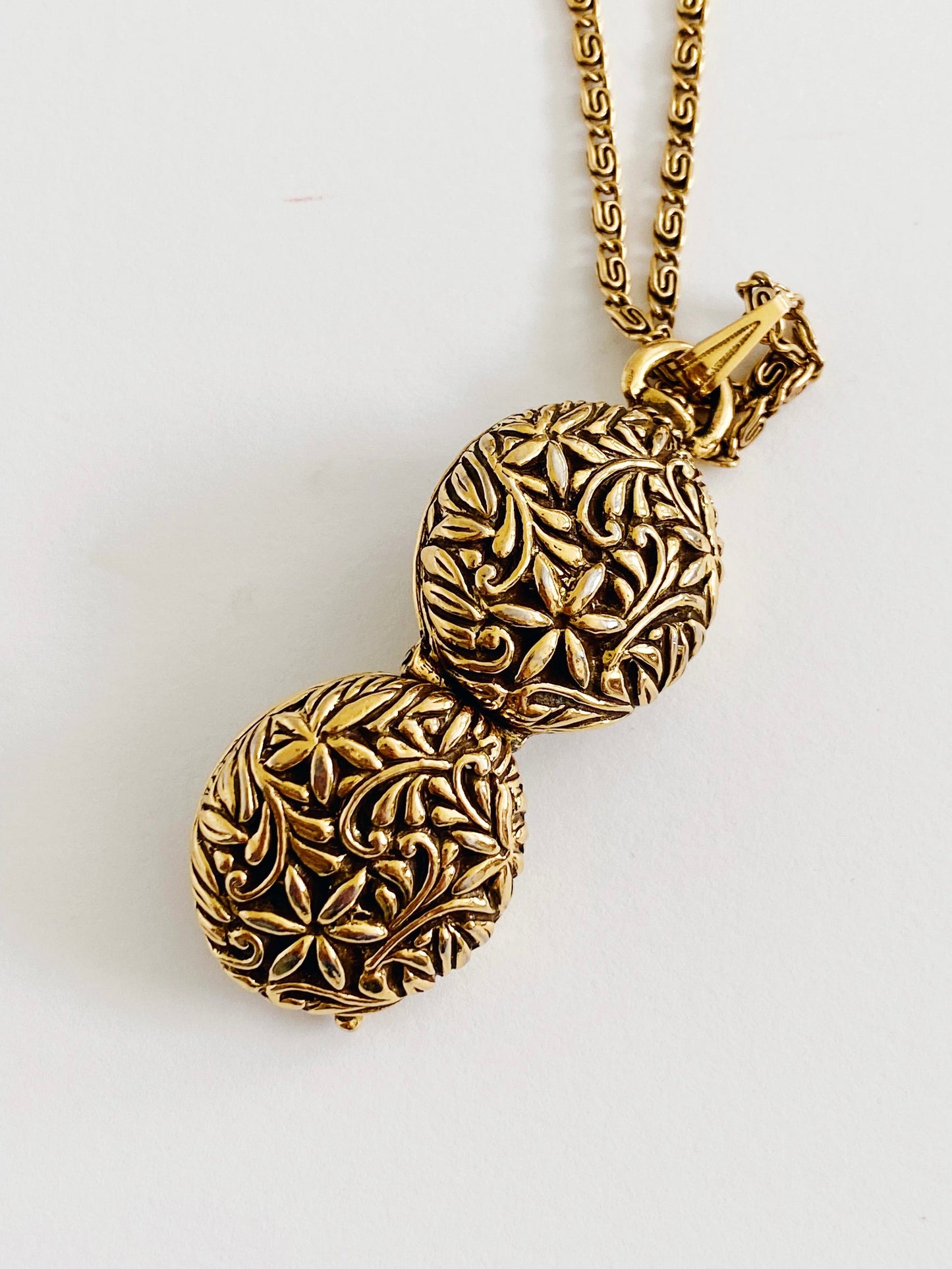 Vintage Goldette Locket Necklace