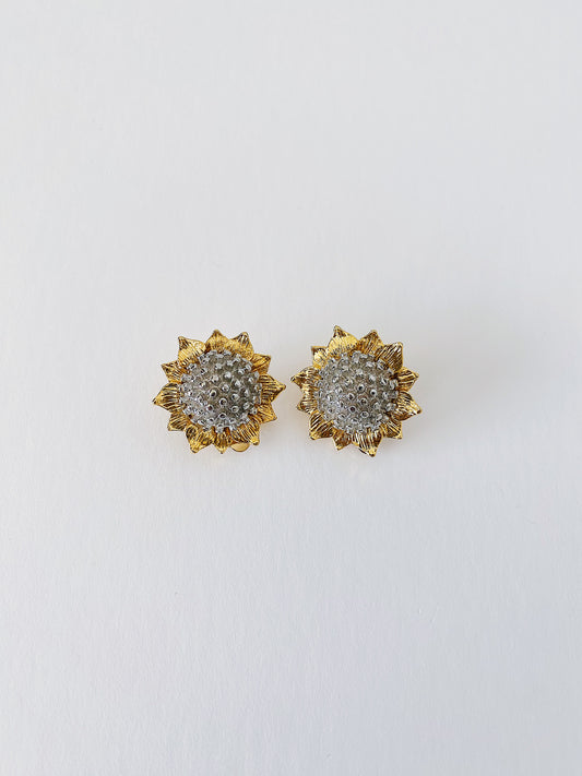Vintage 1980s sunflower clip-on earrings, silver and gold plated two-tone floral earrings, sculptural mid-weight retro jewelry